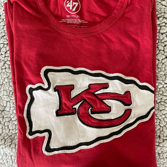KC Chiefs men's XXL t-shirt. Like new, rarely worn, non-smoking/pet-free home. - Picture 2 of 2